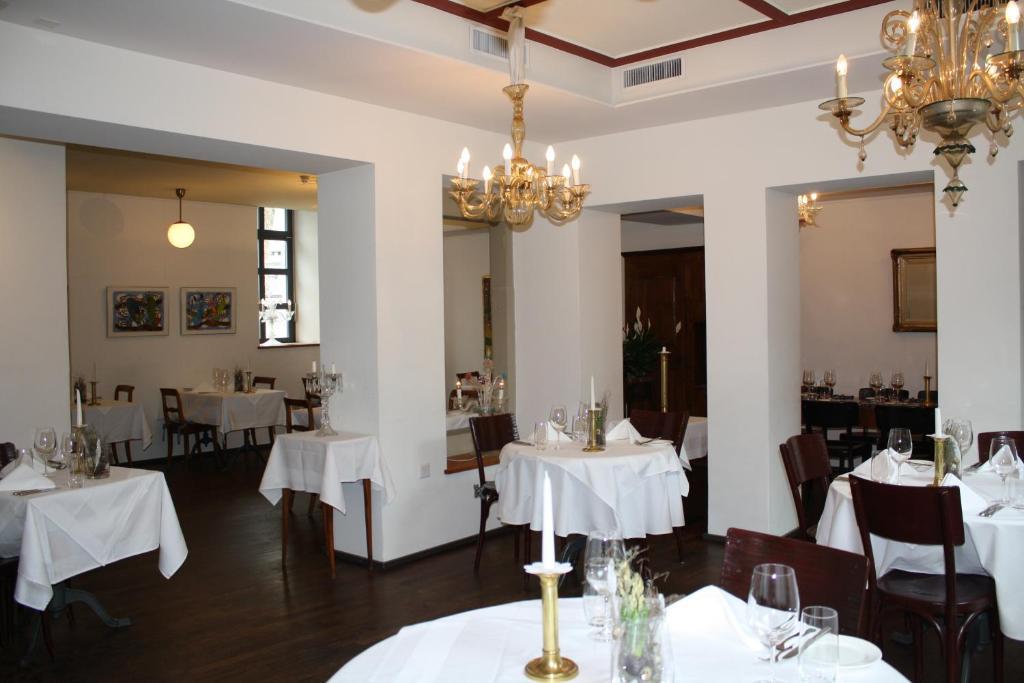 Hotel Hofgarten 4*